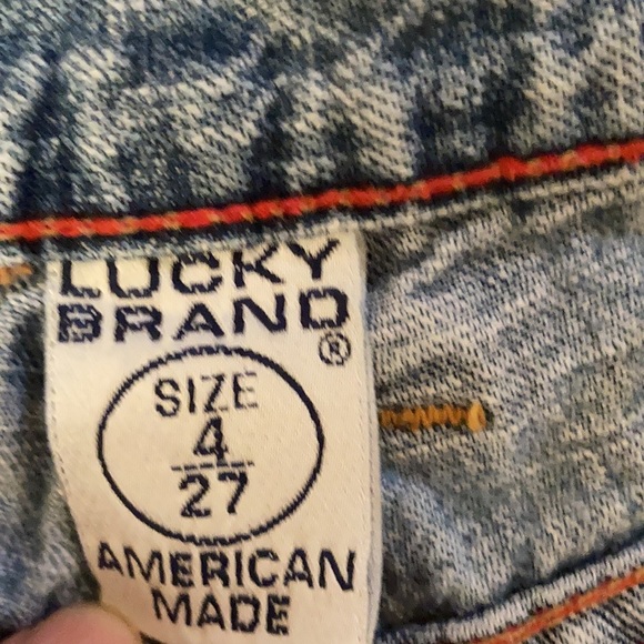 Lucky Brand denim shorts. - Picture 5 of 5